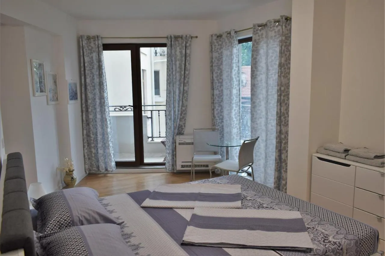 Top Center Apartment Gramophone With Private Parking Бургас 0*,  Болгария